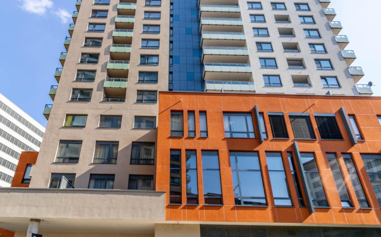 Moderny Byt V Sirsom Centre Appartement Bratislava Buitenkant foto